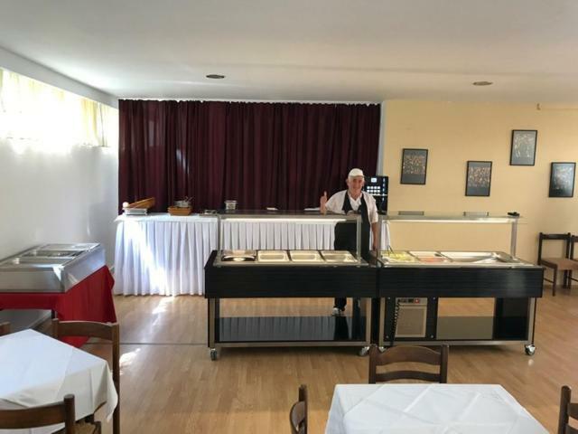 Htp Velika Plaza Ulcinj Hotel Buitenkant foto